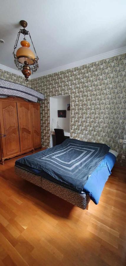Cozy Apartment On The Town Hall Square Tallinn Exteriör bild